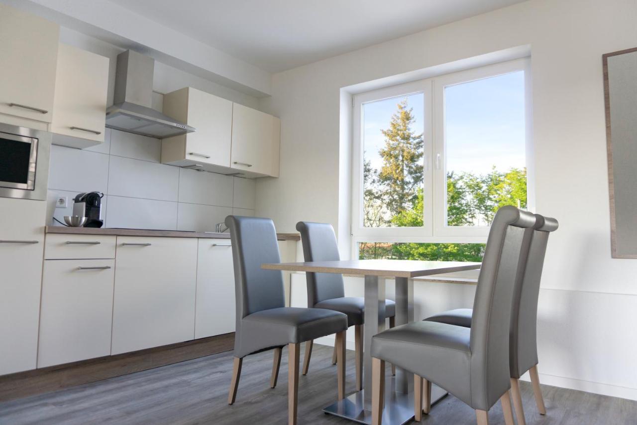Boardinghouse Living28 Kaarst Aparthotel Bagian luar foto
