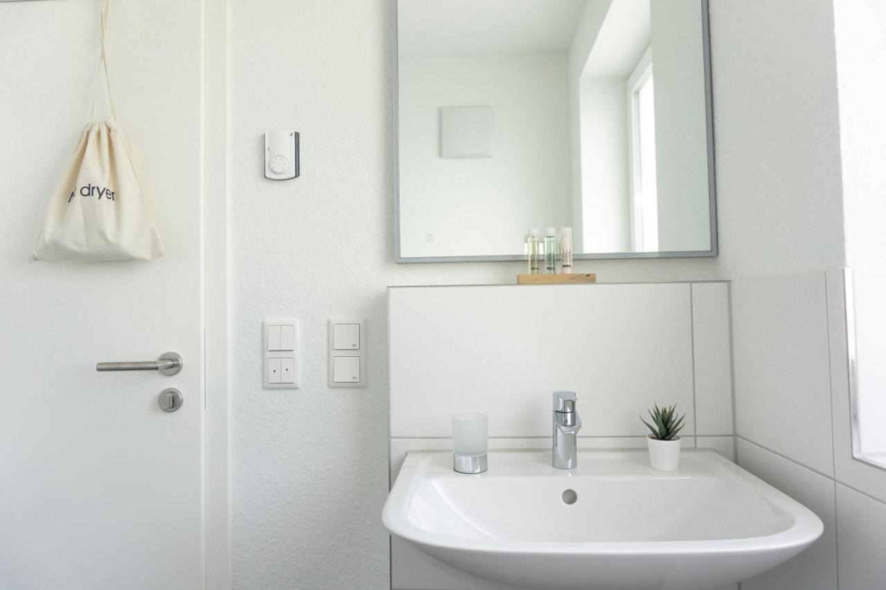 Boardinghouse Living28 Kaarst Aparthotel Bagian luar foto
